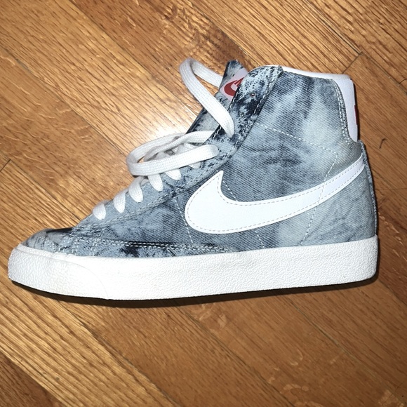 5.5 W Blazer Mid ‘77 - Picture 2 of 3